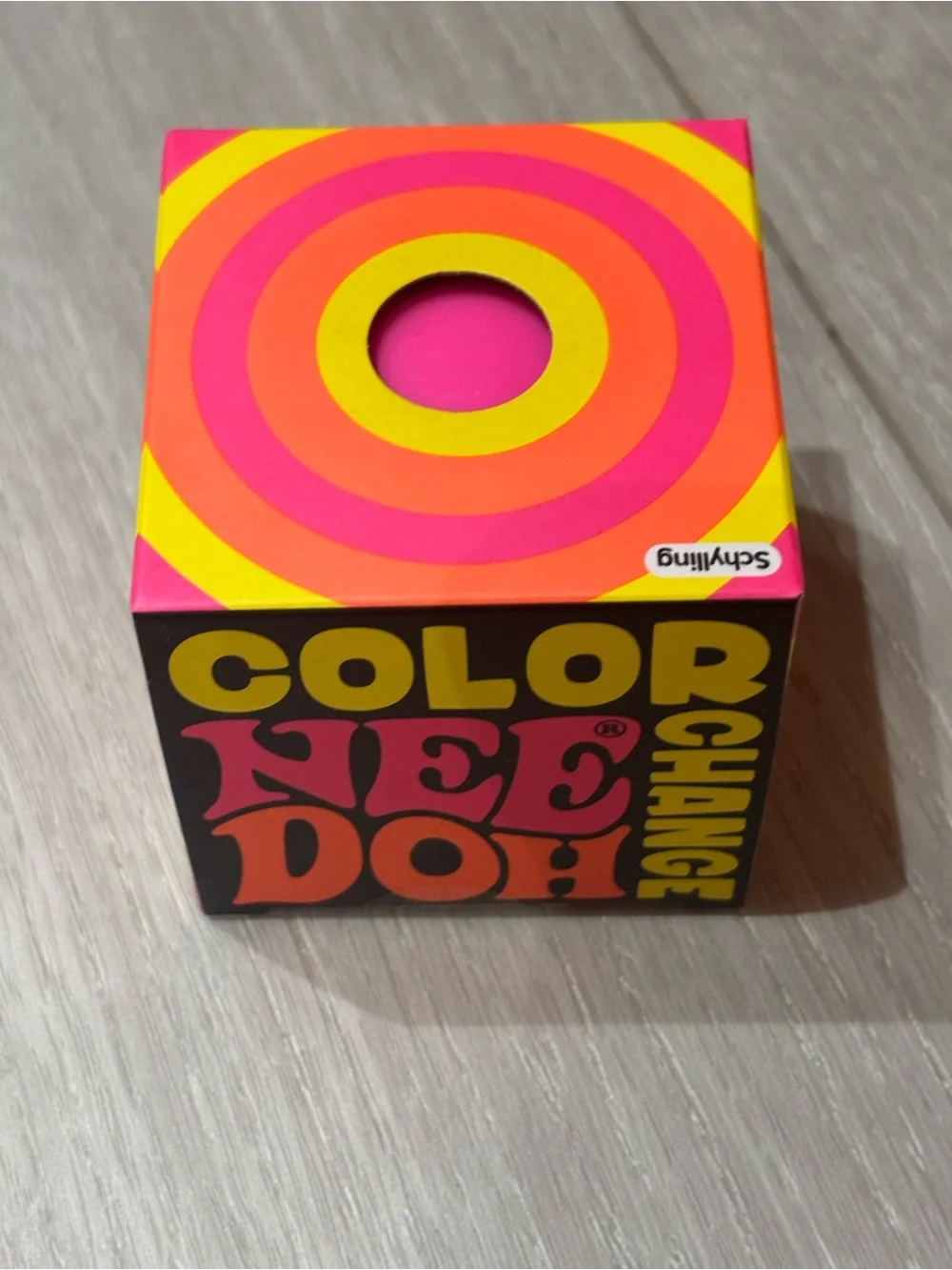 Crazy Fun Mystery Squishy Dumpling Tie Dye Edition + Color Change Pink Needoh